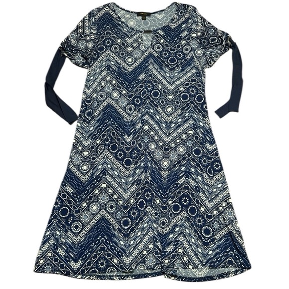 Espresso Dresses & Skirts - Espresso Navy and White Midi Dress